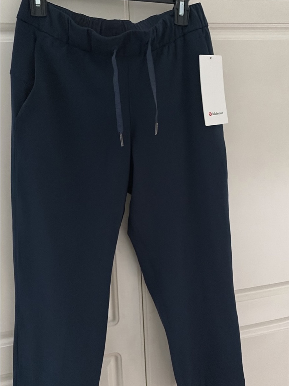 lululemon athletica women’s  size 6 Dark Navy Drawstring Joggers